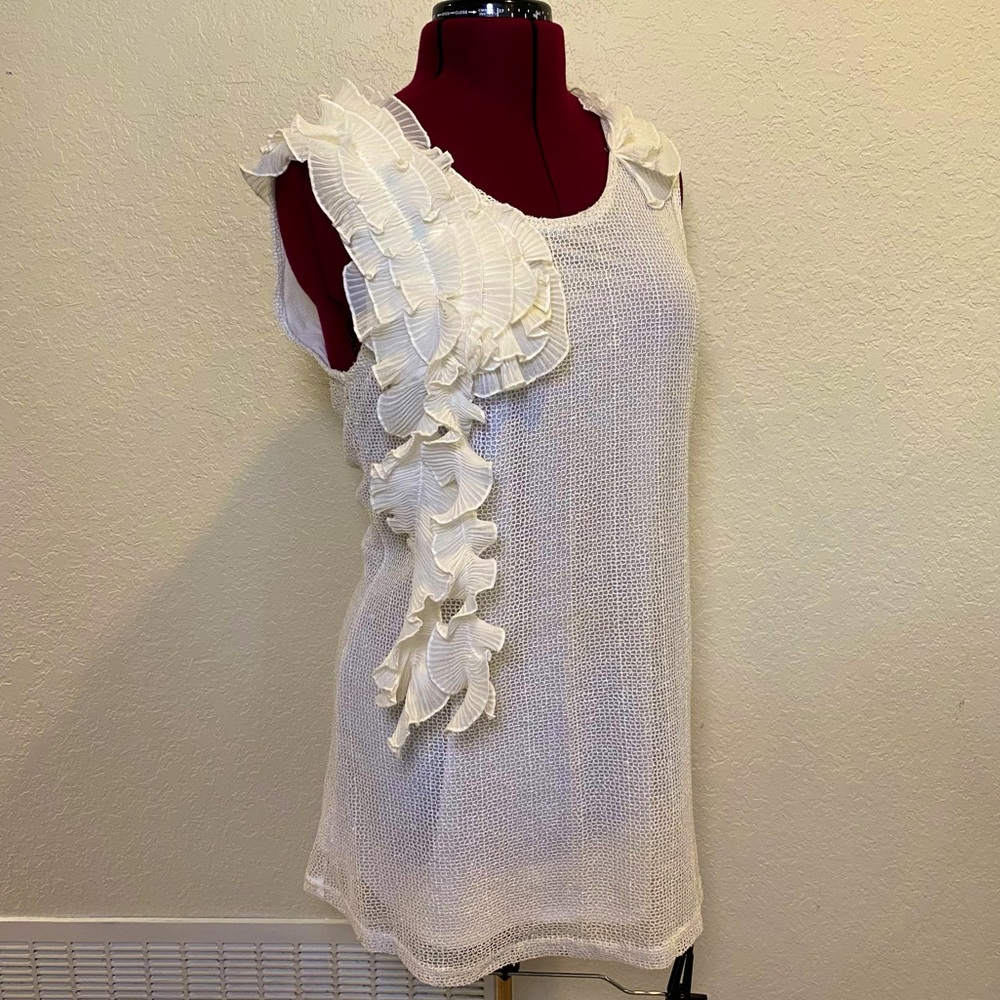 My Pretty Angel | White Crocheted Blouse with Flowy Fabric Detailing XL🕊️